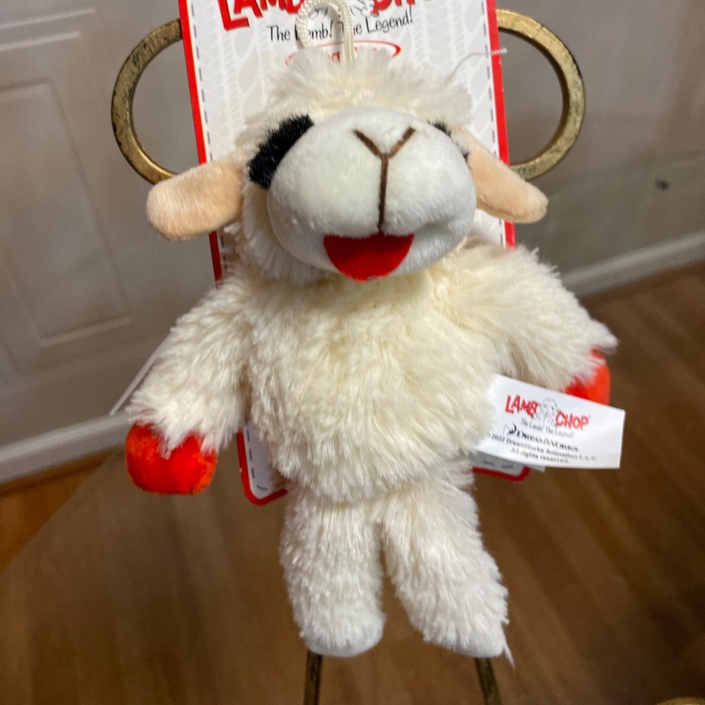 LambChop With Squeaker 7.5”